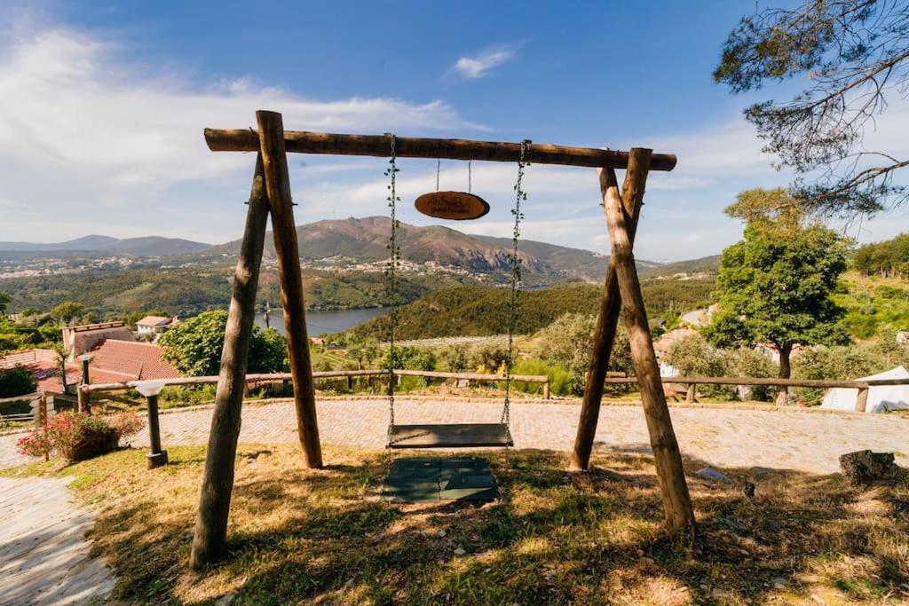 Arrabia Guest Houses Glamping: Um Paraíso Natural no Coração do Douro