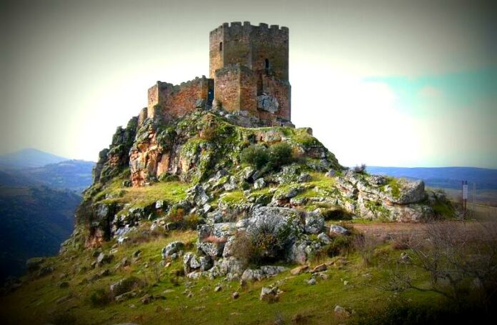 Castelo de Algoso